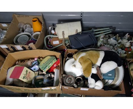 Collection of ornamental pigs, a box with pigs on, a soft toy hound, another and a Wedgwood 'Black Yolanda' part service with