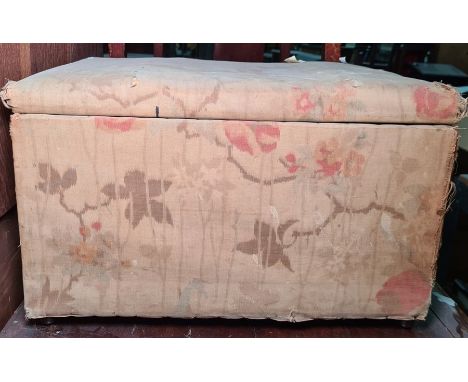 Small fabric covered vintage box