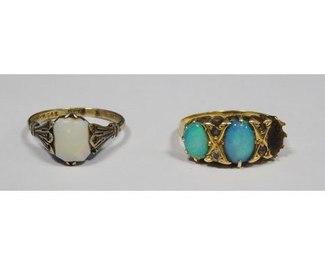 18ct gold and turquoise opal set three-stone ring (one stone missing), 4g approx total and a 9ct gold and white opal-type sto