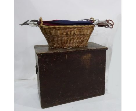 Stained pine box,&nbsp; a&nbsp;wicker basket,&nbsp;&nbsp;two shooting sticks and a shooting stick umbrella (5)