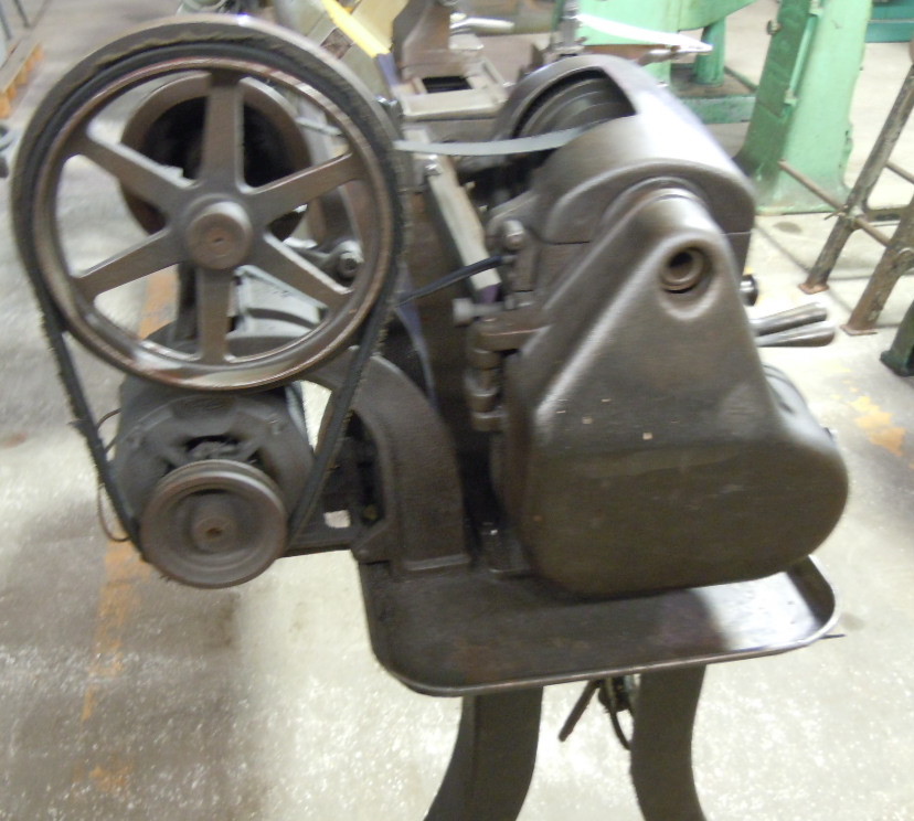 Montgomery Ward (Logan) Belt Driven Lathe, MD 04TLC700A