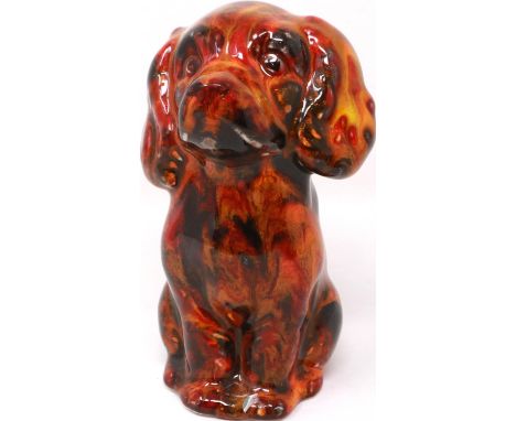 Anita Harris dog, signed in gold, H: 13 cm. P&amp;P Group 1 (£14+VAT for the first lot and £1+VAT for subsequent lots) 