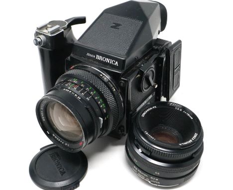 Zenza Bronica camera and lens, for parts or repair. P&amp;P Group 1 (£14+VAT for the first lot and £1+VAT for subsequent lots