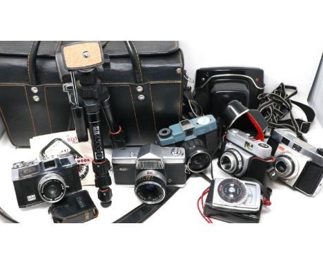 Five vintage cameras including Ricoh 35 Flex, Binaflex, Beirette, Halina and Kodak, with accessories. P&amp;P Group 2 (£18+VA