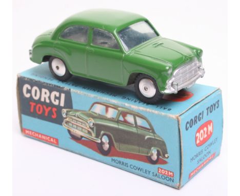 Corgi Toys 202M Morris Cowley Saloon Car, green  body, flat spun wheels,with flywheel motor in near mint condition, ‘Lyon’ sc