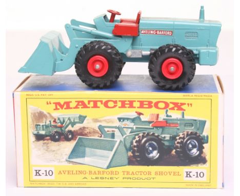 Matchbox Kingsize K-10 Aveling-Barford Tractor Shovel, sea green body, maroon seats/steering wheel, red plastic wheel hubs, w