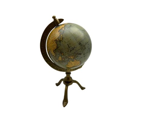 Terrestrial globe, raised on a tripod base, H30cm