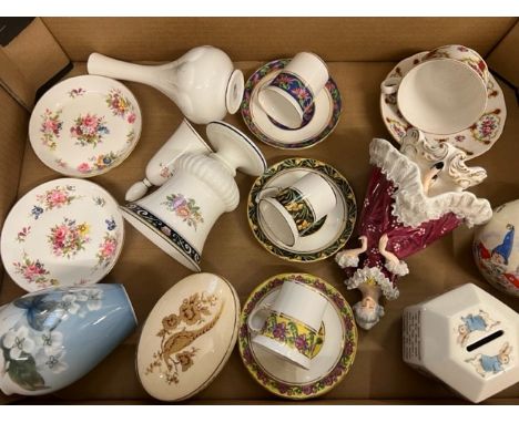 A mixed collection of items to include: 2 x Hammersley pin dishes, Wedgwood money box, Royal Crown Derby bell, Royal Copenhag