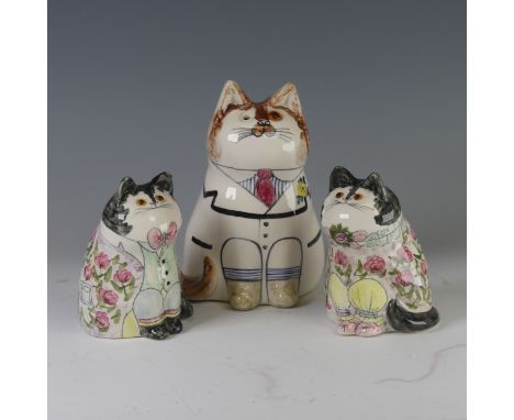 A Joan De Bethel, Rye Pottery, White Jacket Cat, the base hand inscribed in pen, '©476 Joan De Bethel Rye Sussex 1986', one g