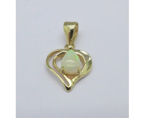 A 9ct gold and opal pendant