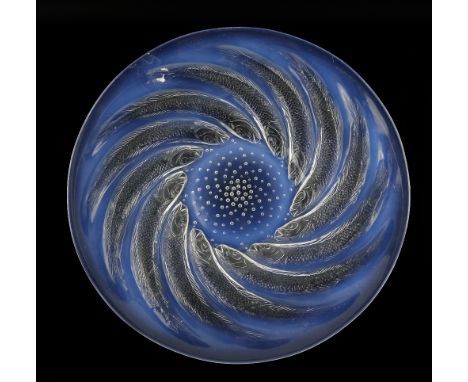  R Lalique, a 'Poisson' pattern opalescent glass plate, with decoration of fish and a central well of bubbles, etched R Laliq