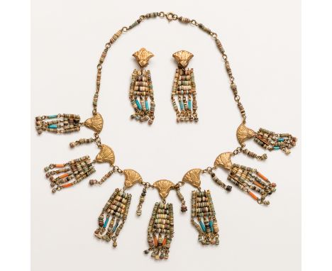 Necklace; Egypt, Late Antique, 664-332 BC.Fayenza.Mounted with 19th century brass lotus flower clasps (Grand Tour).Measuremen
