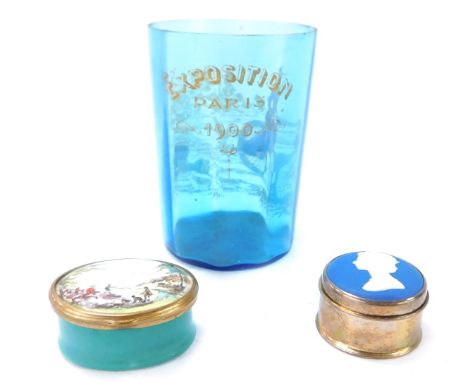 Ceramics and effects, comprising a painted turquoise glass Exposition of Paris 1900 beaker, 10cm high, a Wedgwood inset silve