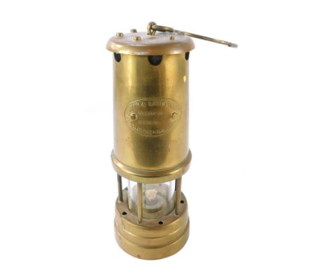 A Hockley Lamp &amp; Limelight Company Spennymore &amp; District Round Table 1039 miner's lamp, the presentation plaque for 1