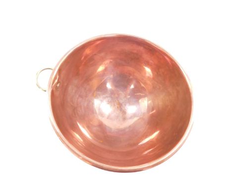 A vintage copper pan cover, 20cm diameter.