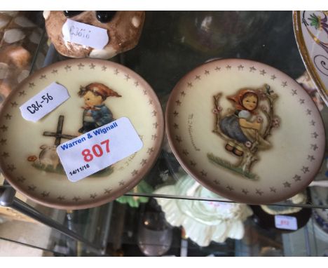 Two small Hummel trays 