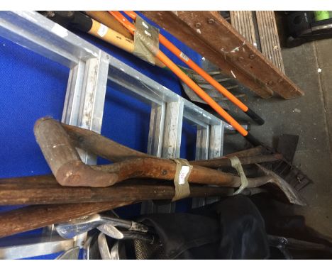 A bundle of garden tools 