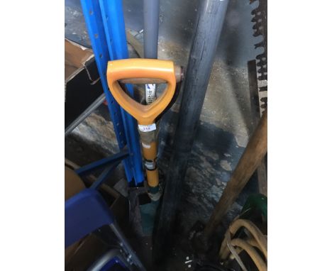 A bundle of garden tools 