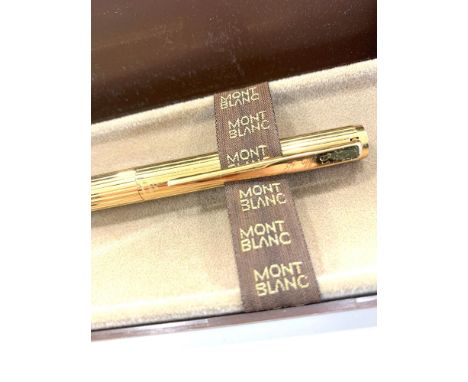 Vintage Montblanc gold plated fountain pen w/ 14ct gold nib, original box, Item is in vintage condition Signs of light use an