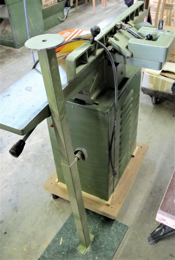 BUSY BEE B706 6" H.D. JOINTER, 110V, 12A, 1HP, 1PH, S/N 601628