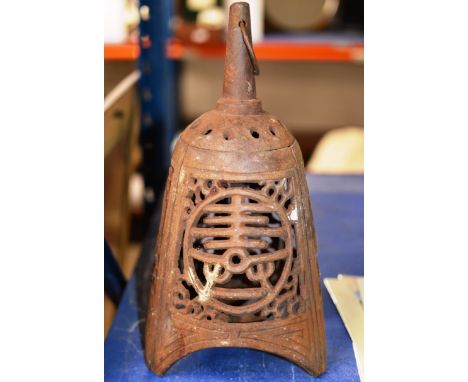 ORIENTAL CAST METAL LANTERN     