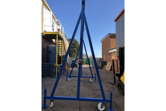 A-Frame Hoist 1000KG Capicity A-Frame Hoist with: 3M Under Hook Height ...