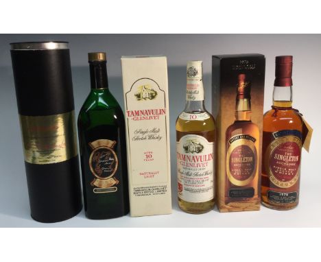Whisky - Tamnavulin Glenlivet Single Malt Scotch Whisky, Aged Ten Years, 75cl, 40%, label, seal and level good, boxed; Glenfi