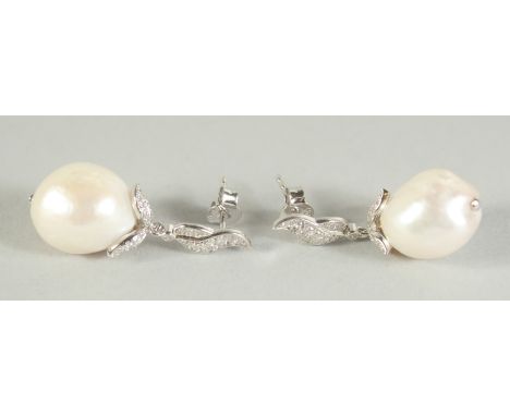 A PAIR OF SILVER BAROQUE PEARL DROP EARRINGS.