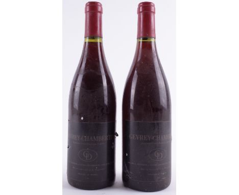 TWO BOTTLES GEVREY-CHAMBERTIN, DOMAINE DOMINIQUE GALLOIS 19891 vintage neck label missing - believed to be the same.From the 