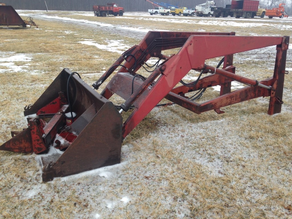 Bush Hog front end loader with brackets for IH Tractor