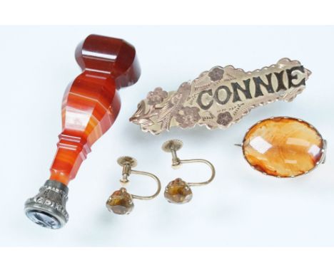 Group of jewellery to include a Victorian 9ct gold 'Connie' brooch, carnelian brooch, a pair of 9ct gold and citrine screw ba
