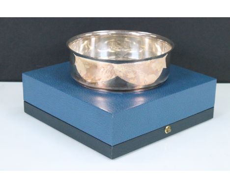 St. George's Chapel, Windsor 500th anniversary 1475-1975 silver wine coaster, number 22 of a limited edition of 500, hallmark
