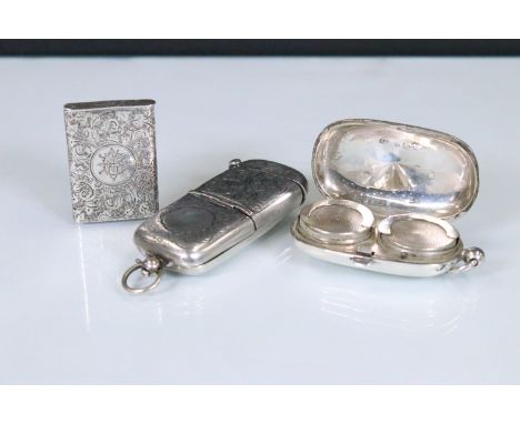 Early 20th century plain cased silver sovereign holder hallmarked William Hair Haseler, Birmingham, 1909 together with an eng