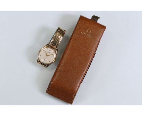 A fully hallmarked 9ct gold cased gents manual winding wristwatch, sub second dial to 6 o'clock, Omega logo to dial and crown
