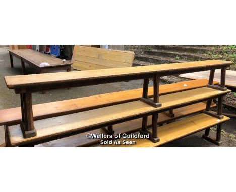 *OAK GYMNASIUM BENCH WITH 3 FEET - 2.98M L