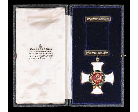 Distinguished Service Order GvR, white enamel slightly chipped on obverse, lacking ribbon, in the original Garrard &amp; Co L