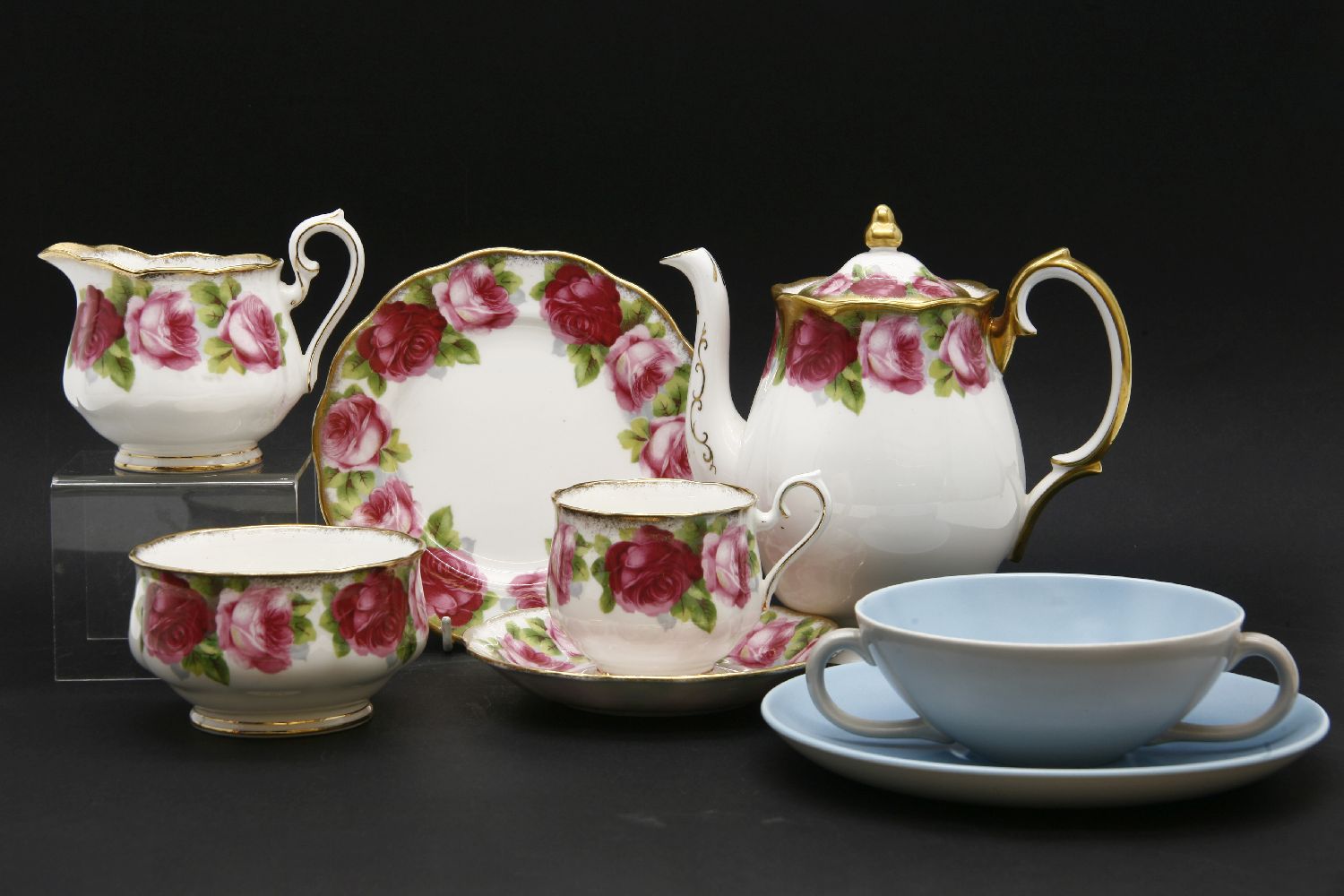 A Royal Albert 'Old English Roses' tea set, together with a Poole fruit set