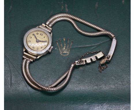 ROLEX, a ladies vintage 18ct white gold wristwatch, ref. 49909, 10 jewel manual wind movement, case diameter 200mm, hallmarke