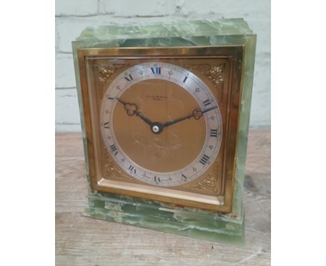 ELLIOTT FOR BOODLE AND DUNTHORNE, a green onyx 8 day mantle clock, height 22cm.Condition: Currently still running