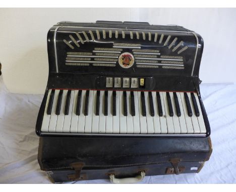 Calvi parma store accordion