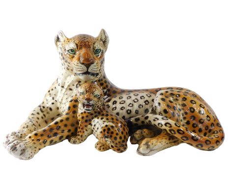 An Italian Ranzan ceramic of a leopard and her cub, 42cm high. 