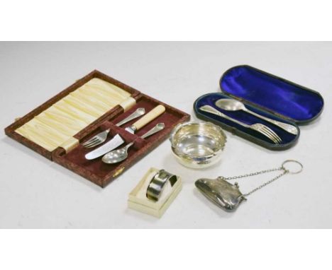 Quantity of small silver to include cased Victorian Christening fork and spoon, London 1875, George V miniature purse, Cheste