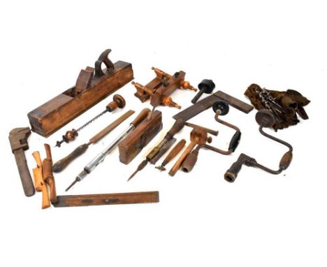 Quantity of vintage woodworking tools, to include a large smoothing plane stamped W. Wilson, marking gauge stamped Wallace, m