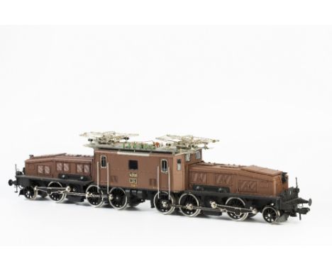 MARKLIN GAUGE 1: AN ELECTRIC LOCOMOTIVE 'ELEKTROLOKOMOTIVE Serie Ce 6/8 II der Schweizerischen Bundesbahnen (SBB/CFF/FSS)' in