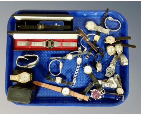 A tray containing a collection of lady's and gent's wristwatches including digital watches, Sekonda, Timex, Pulsar etc.