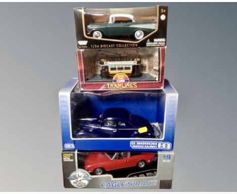 1:18 scale Universal Hobbies die cast vehicle, an Eagle Race Motor Max vehicle, 1:24 scale model (4) 