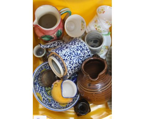 A mixed lot to include various stoneware items, a Fine Bone Roslyn china 'Kew' part tea set, decorative pottery, Rayware, a m