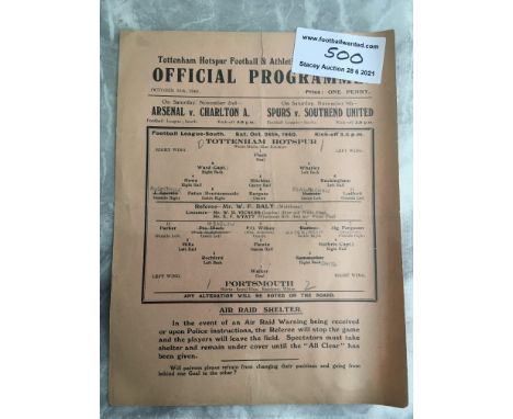 1940/41 Tottenham v Portsmouth Football Programme: League match dated 26 10 1940 with pencilled team changes. Good condition 