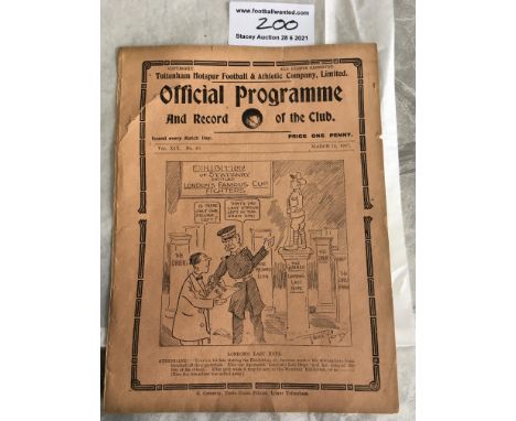 1926/1927 Tottenham v Wood Green Town Friendly Football Programme: Fair condition ex bound with no team changes. Tear. Totten