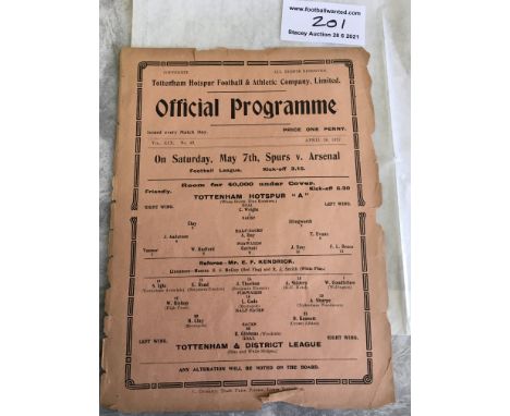 1926/1927 Tottenham A v Tottenham League Friendly Football Programme: Fair condition ex bound with no team changes. Small pie